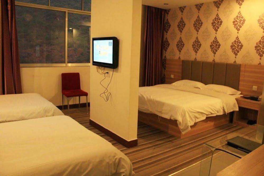 Yangshuo Harbour View Hotel Exteriör bild
